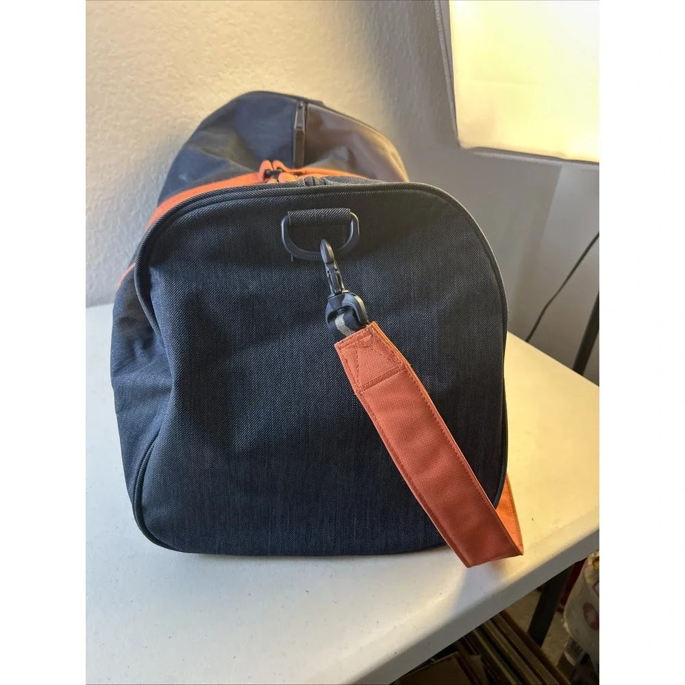 Herschel Supply Co Duffel Bag Blue Gray Weekender Travel Gym Overnight Tote